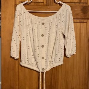 🎈EUC Women’s Eyelet Tie Front Top